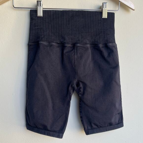 Free People FP Movement Seamless Good Karma Bike Shorts Black M/L $48 - Picture 5 of 13